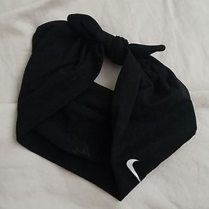 Nike headband